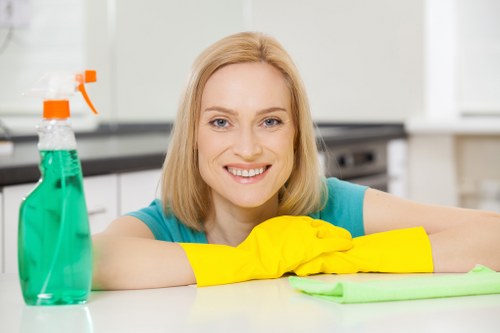Spotless Islington property after end of tenancy cleaning