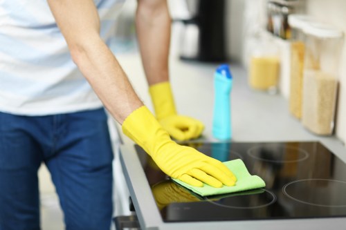 Free quote policy explanation for oven cleaning in Islington