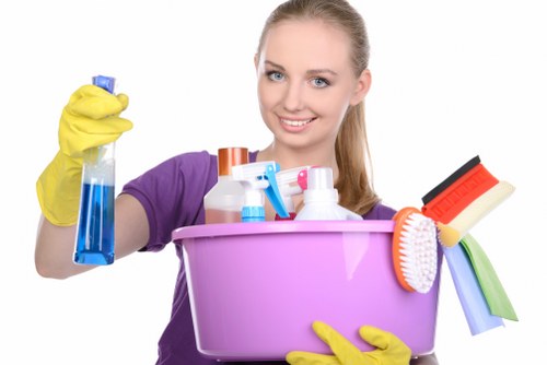 Technician providing expert carpet cleaning in Islington with deep extraction
